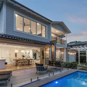  Holiday home Orana Byron Australia